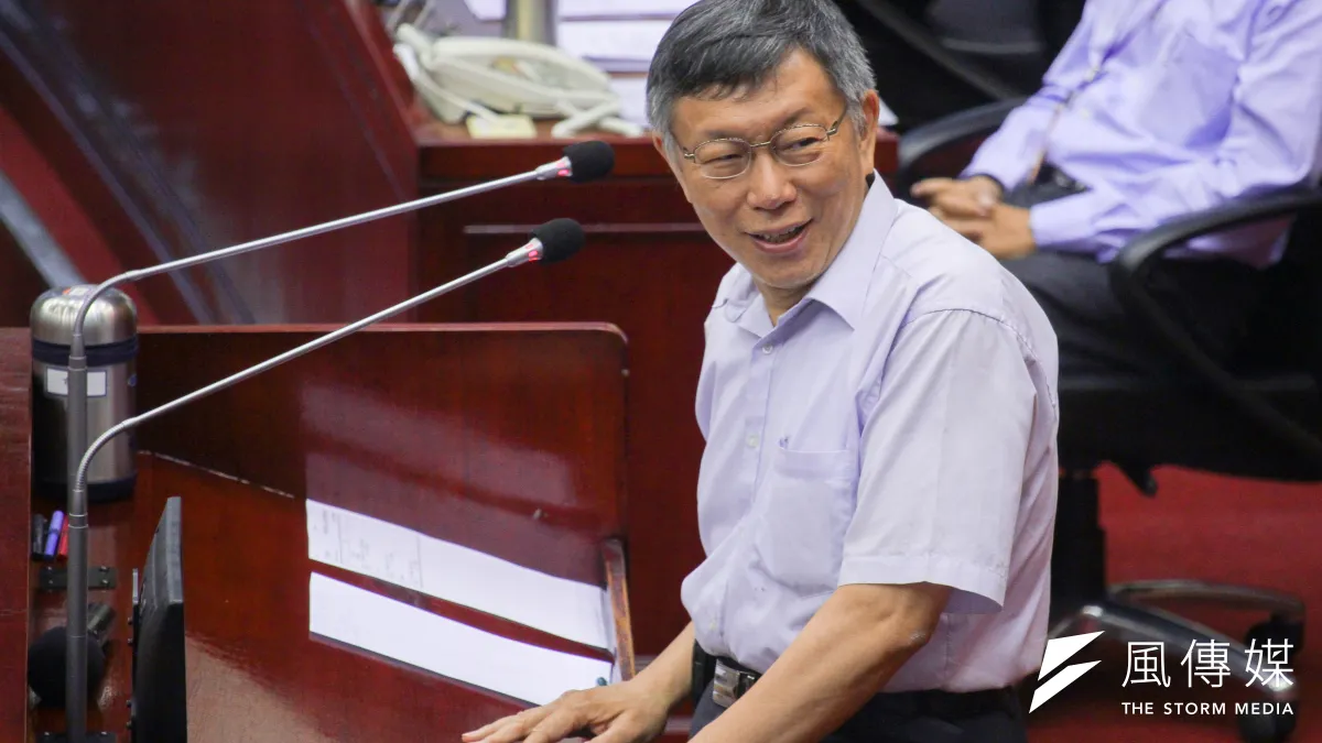 台北市長柯文哲12日出席市議會備詢,坦言自己稱「北市民調低,是因為市民身在福中不知福」是失言。(蔡親傑攝)