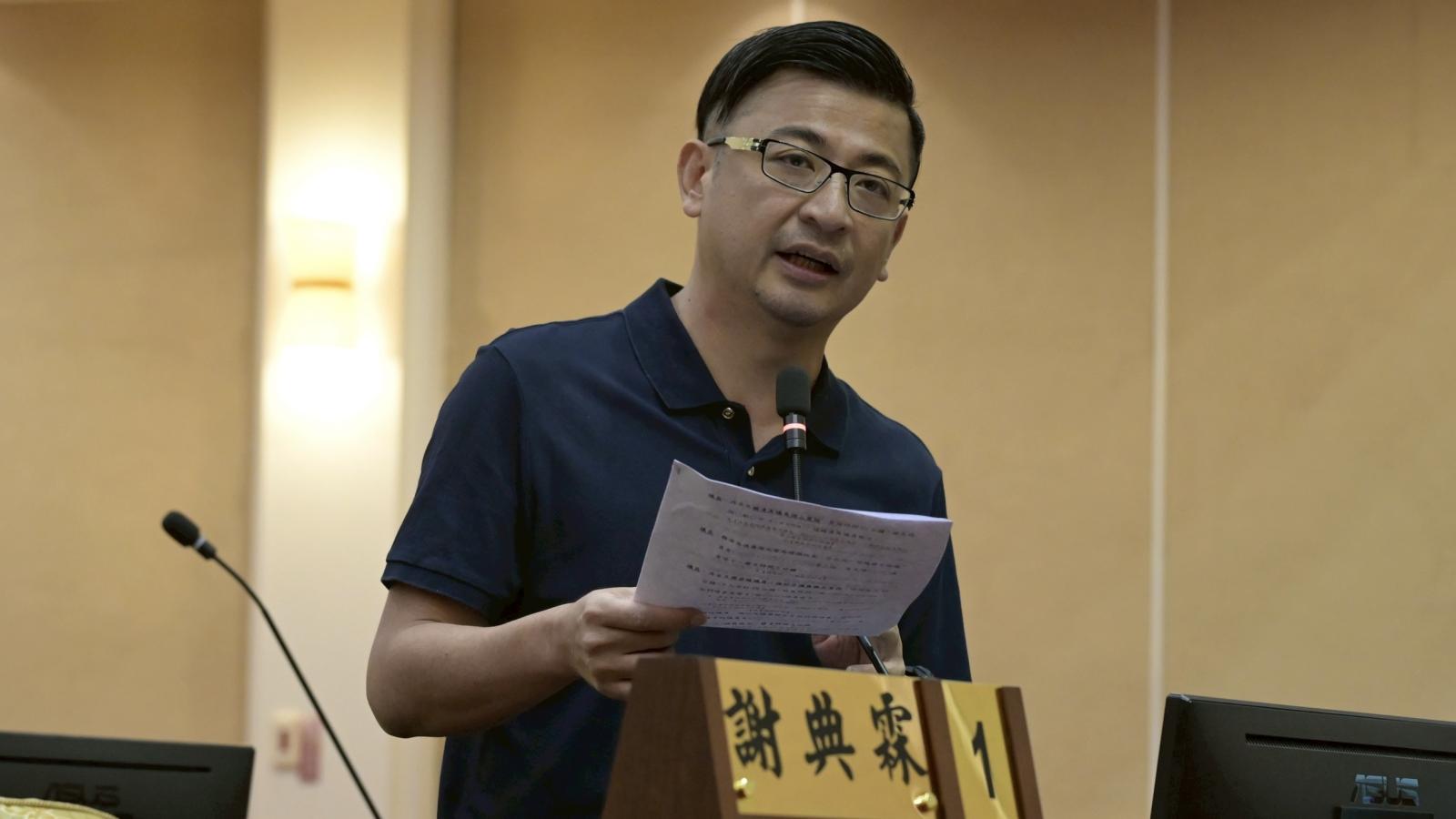 幕後》議長兒子被收押、立委女兒不能選縣長 彰化謝家的崛起與凶險之路