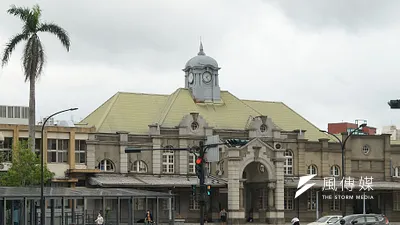 如今傳出「新竹大車站計畫」先導工程預計10月開工,期待林智堅市長能早日實現這項政見,讓「新竹車站改造三部曲」重新點亮這城。(資料照,盧逸峰攝)