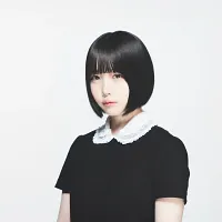 アーティスト・ano (あの)がデビュー5周年を記念し、全編書き下ろしの著書『哲学なんていらない哲学』を12月24日に発売する。(写真/©︎Ano 2025提供) アーティスト・ano (あの)がデビュー5周年を記念し、全編書き下ろしの著書『哲学なんていらない哲学』を12月24日に発売する。(写真/©︎Ano 2025提供)