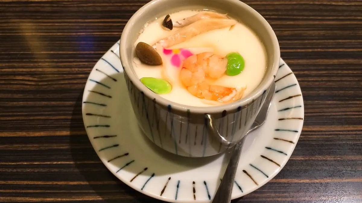 韓國餐飲之神的黃金公式搶攻顧客心占率,讓人忍不住一買再買!光是對平凡無奇的蒸蛋,動一點小技巧就能增加買氣。(示意圖/取自Bevis Chen@flickr)