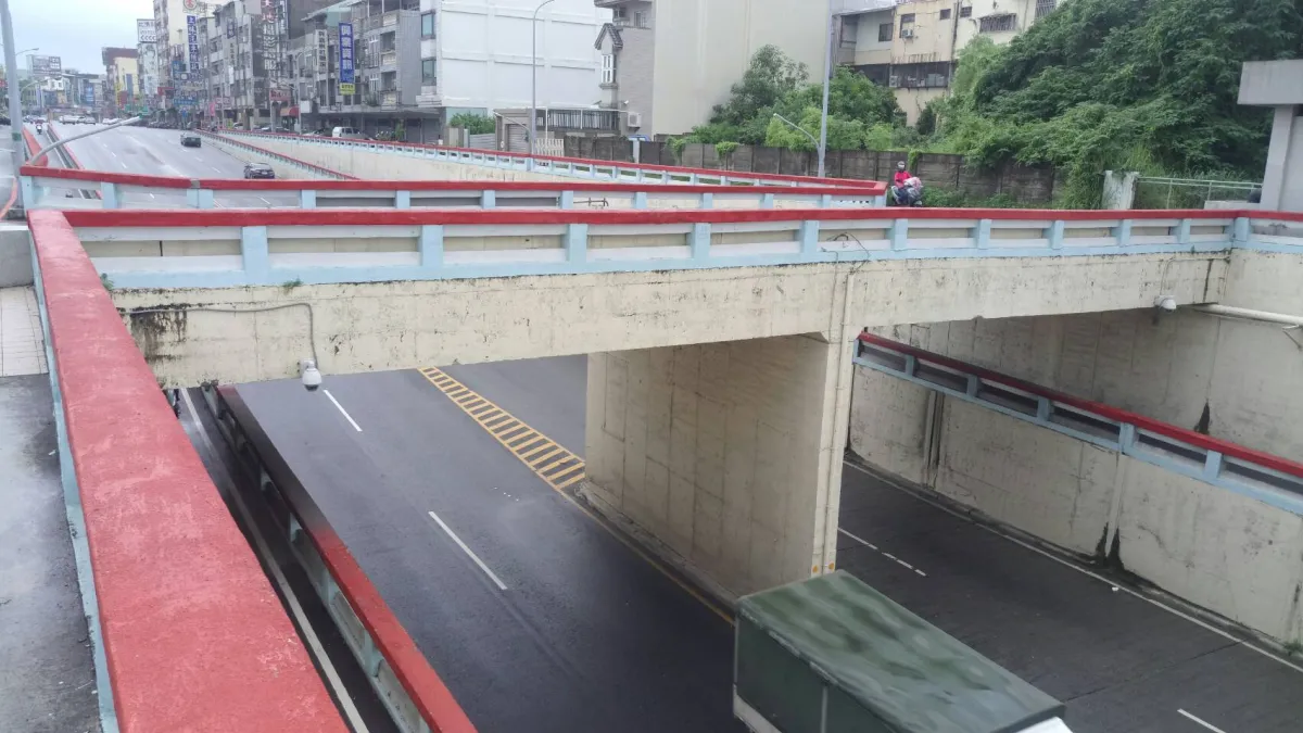 雨水下水道清淤有成,嘉義市面對瞬間強降雨沒積淹水。〔圖/嘉義市政府提供〕