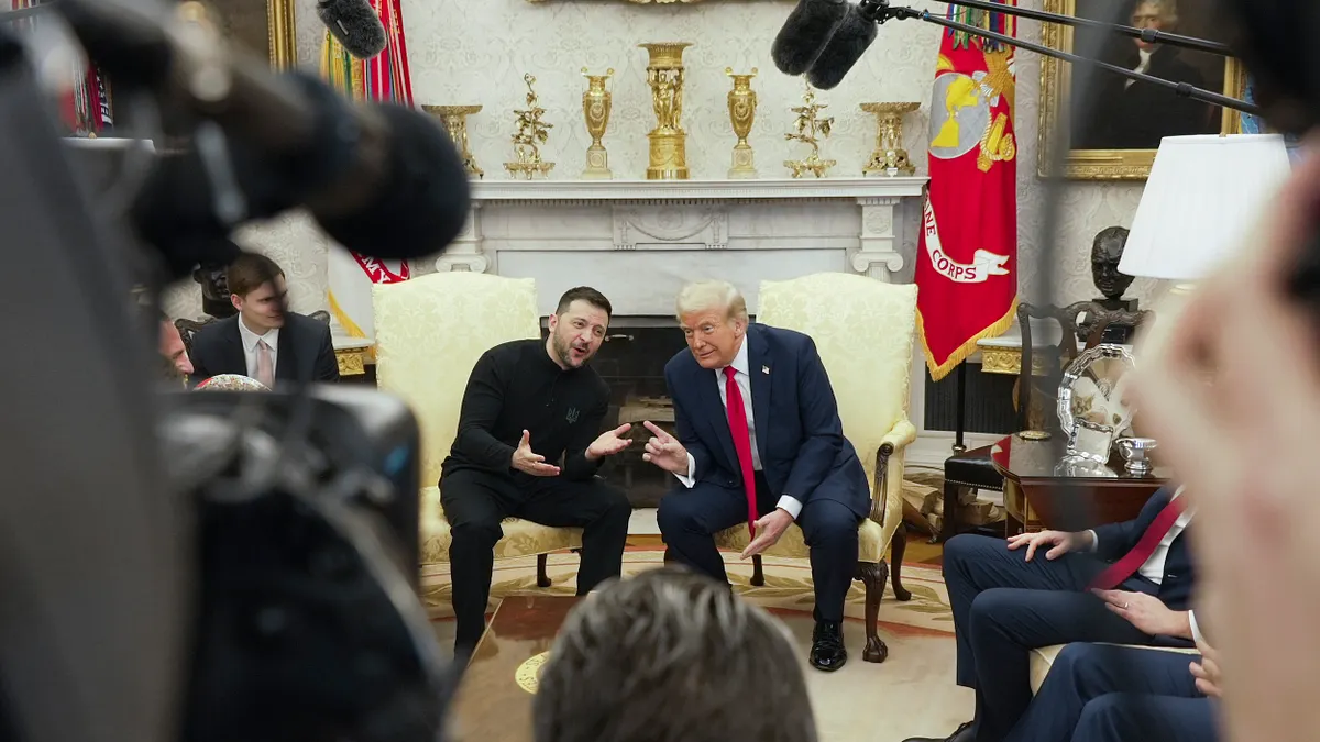 2025年2月28日,烏克蘭總統澤倫斯基在白宮與美國總統川普、副總統范斯陷入爭論。(美聯社)