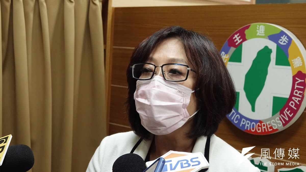 罷免高雄市議員康裕成(見圖)總部於20日下午成立。對此,康裕成表示尊重。(資料照,徐炳文攝) 罷免高雄市議員康裕成(見圖)總部於20日下午成立。對此,康裕成表示尊重。(資料照,徐炳文攝)