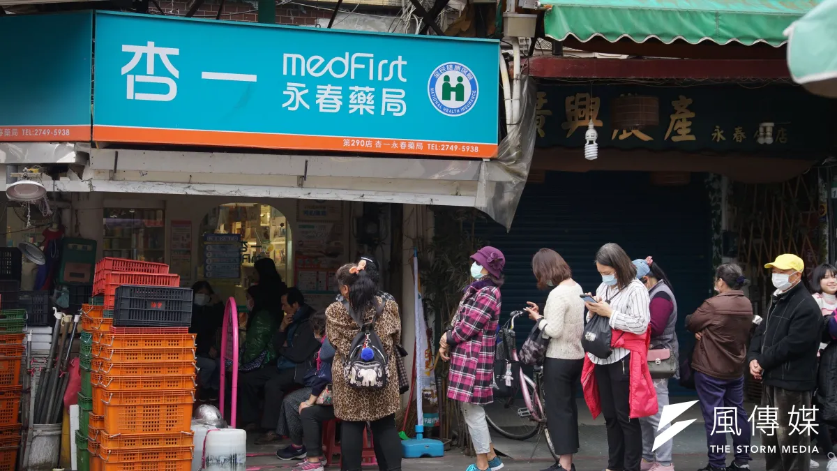 國民黨前立委李永萍在政論節目中指出,中國疫情比台灣更首當其衝,但卻沒有出現「口罩之亂」,原因就是中國給家家戶戶都發口罩。(資料照,盧逸峰攝)