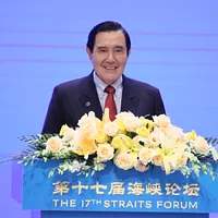馬英九氏が訪中し海峡フォーラムに出席、敦煌研究院訪問の際に両岸の「平和的民主統一」を提起。(資料写真:馬英九弁公室提供) 馬英九氏が訪中し海峡フォーラムに出席、敦煌研究院訪問の際に両岸の「平和的民主統一」を提起。(資料写真:馬英九弁公室提供)
