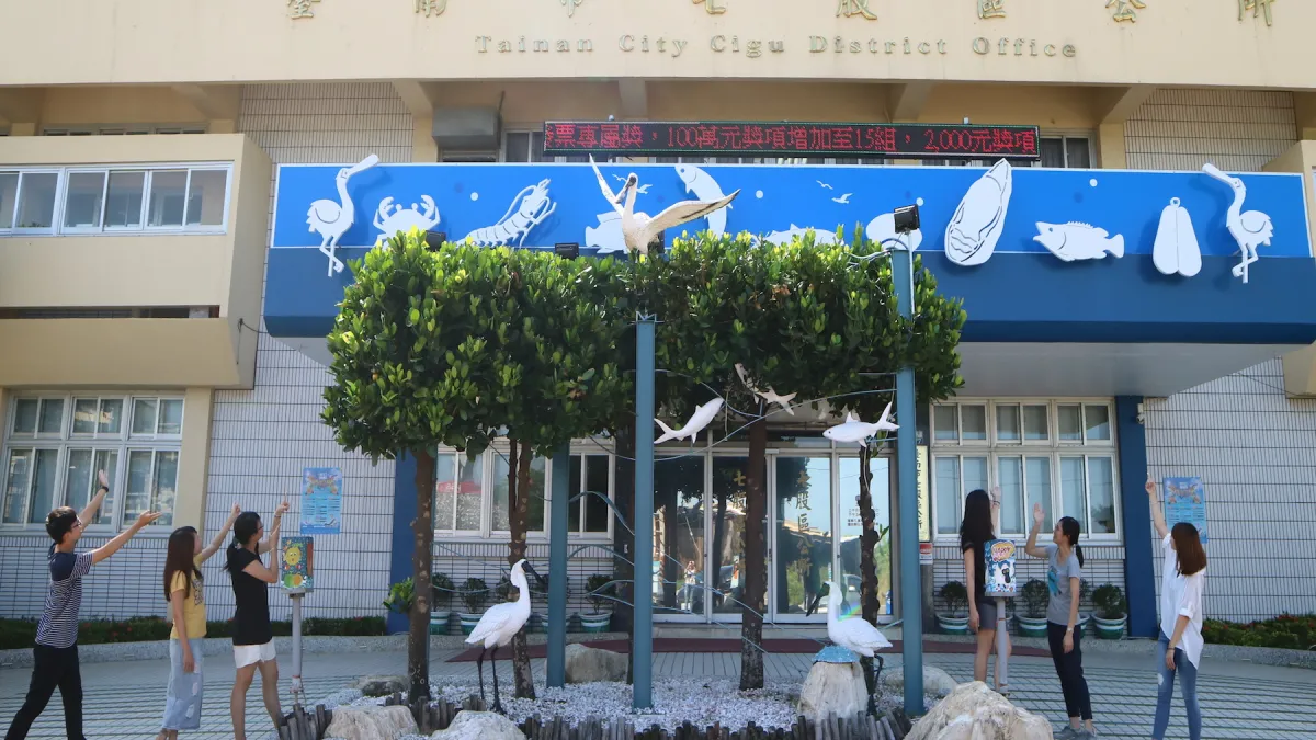 魚蝦常駐 七股公所入口改造地中海風情