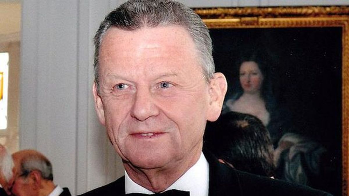 意外促成威而鋼問世的輝瑞藥廠前藥劑師坎貝爾。(取自推特) 意外促成威而鋼問世的輝瑞藥廠前藥劑師坎貝爾。(取自推特)