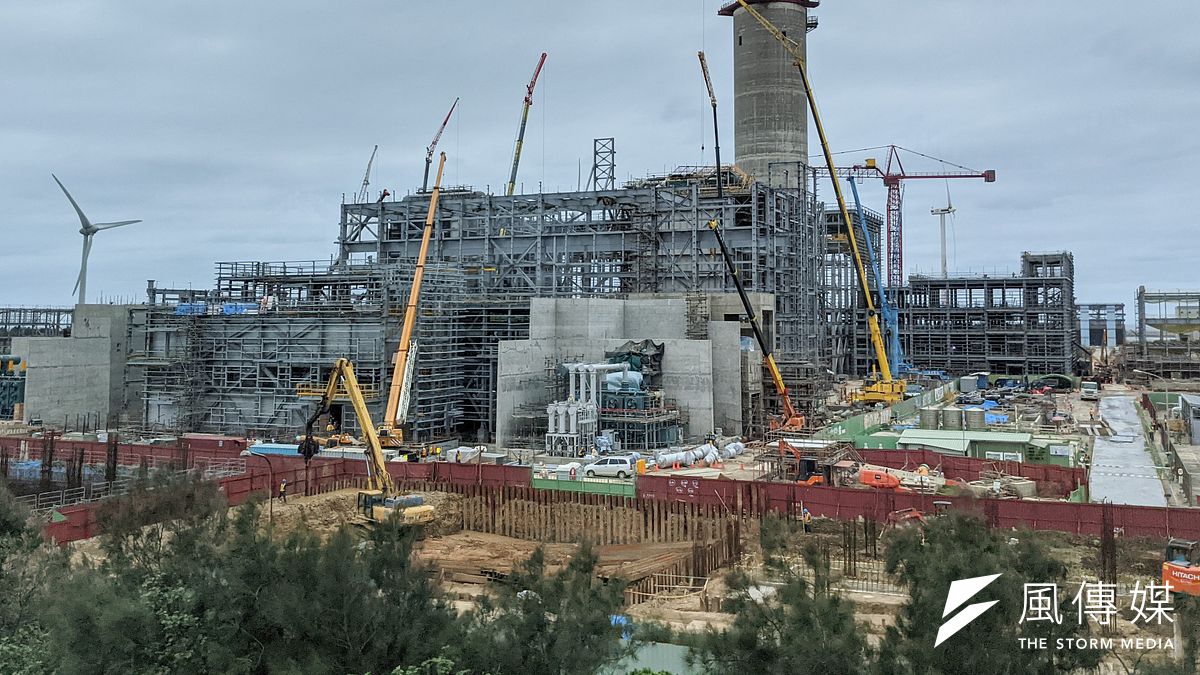 北區供電極需大潭電廠興建中的7、8、9號機組完工補上。(資料照,顏麟宇攝) 北區供電極需大潭電廠興建中的7、8、9號機組完工補上。(資料照,顏麟宇攝)