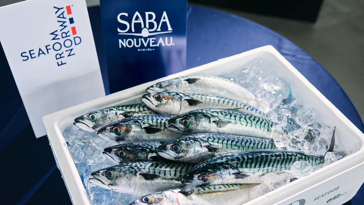 ノルウェー産プレミアムサバ「サバヌーヴォー」が初輸入5周年を迎え、9月19日から東京ソラマチのフェスやJAL国際線機内食で提供開始。(写真/Seafood from Norway PR事務局提供) ノルウェー産プレミアムサバ「サバヌーヴォー」が初輸入5周年を迎え、9月19日から東京ソラマチのフェスやJAL国際線機内食で提供開始。(写真/Seafood from Norway PR事務局提供)