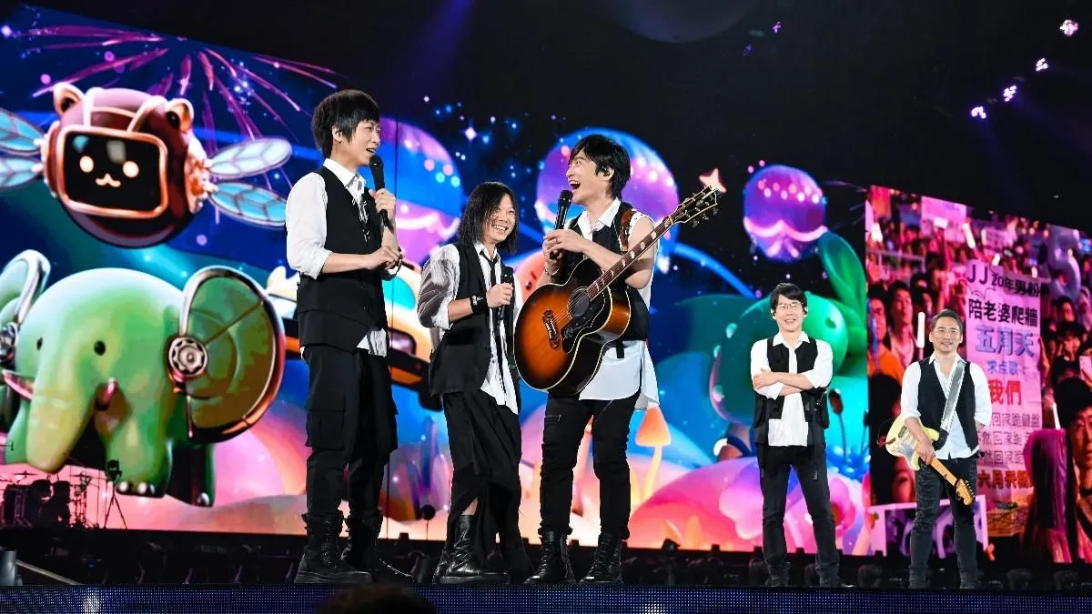 天團五月天5月24日在北京鳥巢舉辦「回到那一天」25週年巡迴演唱會。(相信音樂臉書)