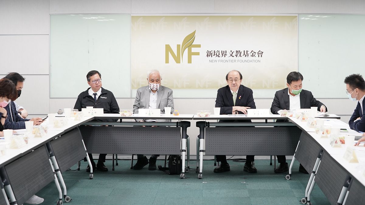 民進黨政府推動憲政改革,6大方向中有些獲朝野共識,但部分卻仍頗具爭議。(資料照,民進黨中央提供) 民進黨政府推動憲政改革,6大方向中有些獲朝野共識,但部分卻仍頗具爭議。(資料照,民進黨中央提供)