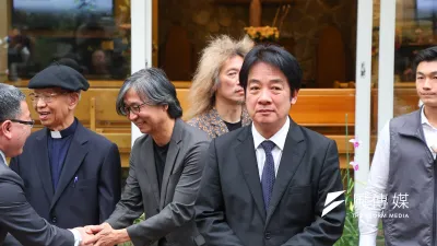 總統兼任民進黨主席賴清德(中)布局2026大選提名,卻在多個縣市碰軟釘子。(顏麟宇攝)