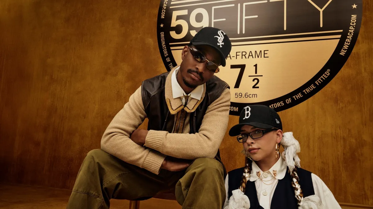 全新「59FIFTY® DAY系列」多款別注帽型、徽章 打造專屬帽款風格。(圖/NEW ERA提供)