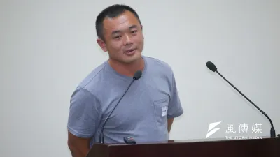 曾遭日方強押的東聖吉16號船長潘建鵬,25日下午到國民黨中央黨部陳情,他還原當時情形說,他被不人道對待,日本人把他當狗在遛,他覺得非常屈辱。(蔡耀徵攝)