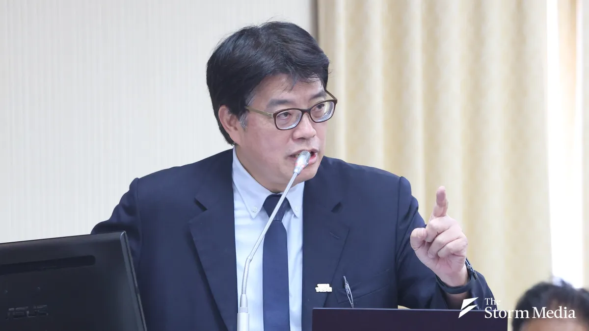 Mainland Affairs Council (陸委會) Chairman Chiu Chui-cheng (邱垂正) said the Chinese Communist Party's newly enacted Law on Promoting Ethnic Unity and Progress signals a shift in Beijing's approach toward Taiwan — from opposing independence to pursuing forced u