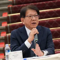 「好事成圓,全民挺公益,讓中秋的愛不刪減」記者會20日於總統府舉行,總統府秘書長潘孟安呼籲國人共同支持弱勢團體。(劉偉宏攝) 「好事成圓,全民挺公益,讓中秋的愛不刪減」記者會20日於總統府舉行,總統府秘書長潘孟安呼籲國人共同支持弱勢團體。(劉偉宏攝)