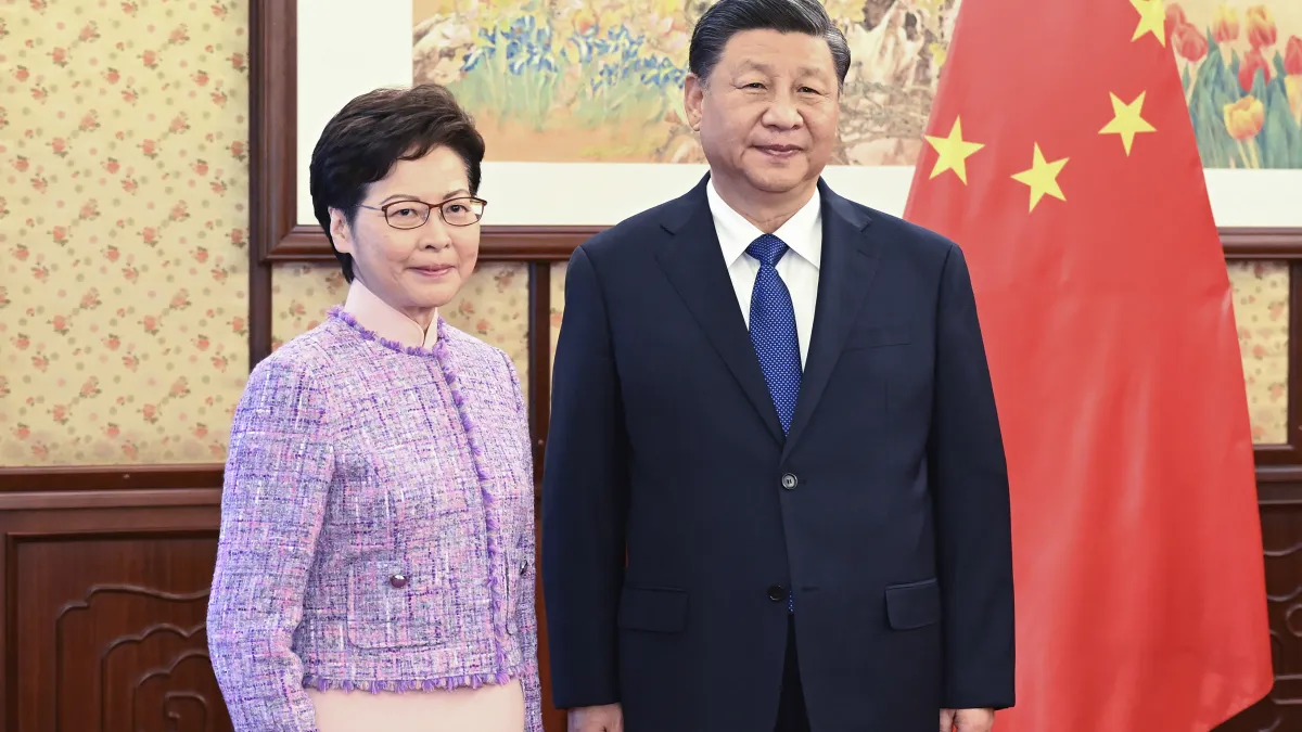 2021年,中國領導人習近平接見香港特首林鄭月娥(AP)
