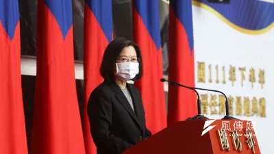 國防部舉行111年下半年陸海空軍晉任將官勗勉典禮,總統蔡英文除向晉任將官祝賀,也期許面對戰爭型態改變,國軍必須與時俱進。(資料照,蘇仲泓攝)