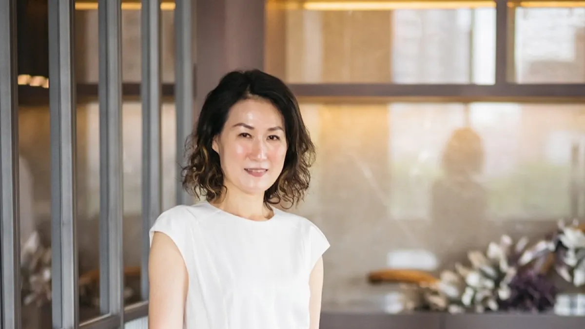 昭揚建築呂雅蕙總監表示,「昭揚建築」自民國 91 年成立至今,將近二十年歷程,不畏市場擺動,持續穩定推案,一心為民眾砌築安全、穩固、舒適的居所。(圖/富比士地產王提供) 昭揚建築呂雅蕙總監表示,「昭揚建築」自民國 91 年成立至今,將近二十年歷程,不畏市場擺動,持續穩定推案,一心為民眾砌築安全、穩固、舒適的居所。(圖/富比士地產王提供)