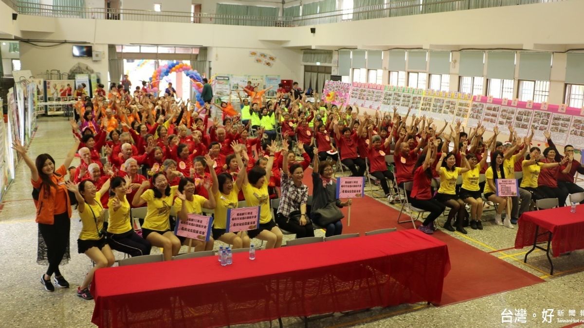 福利化社區小旗艦計畫 提升老人生活活力 福利化社區小旗艦計畫 提升老人生活活力