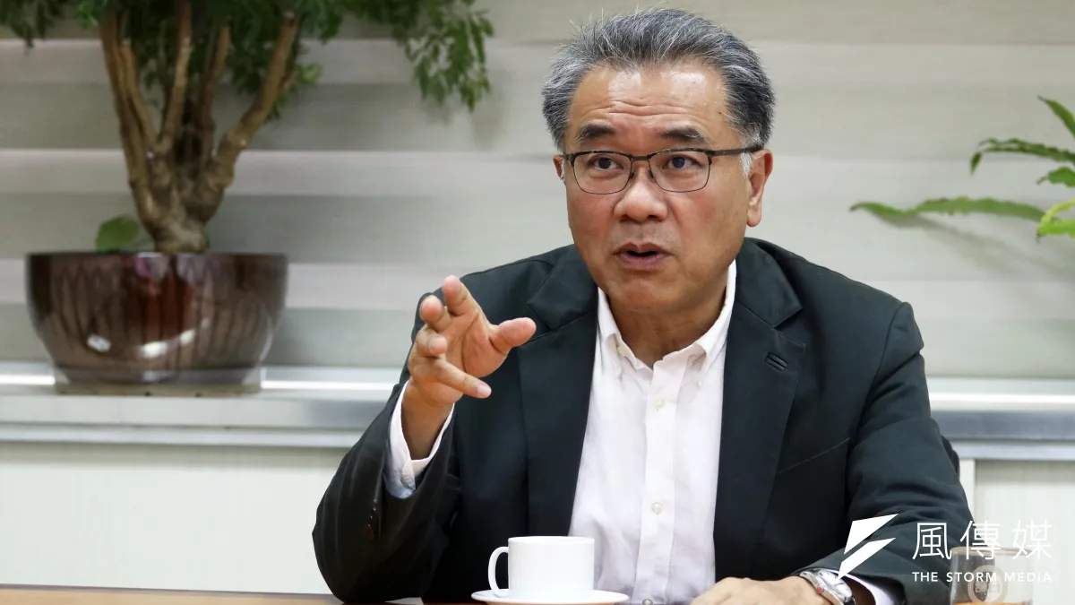針對全球蘭花產業的競爭,台糖董事長黃育徵認為,荷蘭靠著自動化壓低成本、增加產量,但台灣不需要用別人的優勢和對方競爭,而是要強化自己的強項。(蘇仲泓攝)