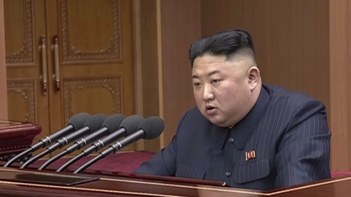2019年4月11日,北韓(朝鮮)第14屆最高人民會議第一次會議在萬壽台舉行,選舉產生了金正恩政權新一屆中央領導班子,金正恩再次被推舉為國務委員會委員長(AP)