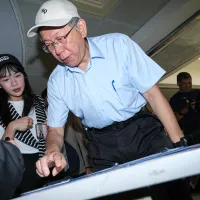 京華城等案戰上二審,民眾黨創黨主席柯文哲(見圖)會不會再度入獄,成為2028總統大選前的變數。(劉偉宏攝) 京華城等案戰上二審,民眾黨創黨主席柯文哲(見圖)會不會再度入獄,成為2028總統大選前的變數。(劉偉宏攝)