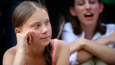 瑞典16歲少女通貝里正在美國紐約參加聯合國碳排放高峰會。(AP)