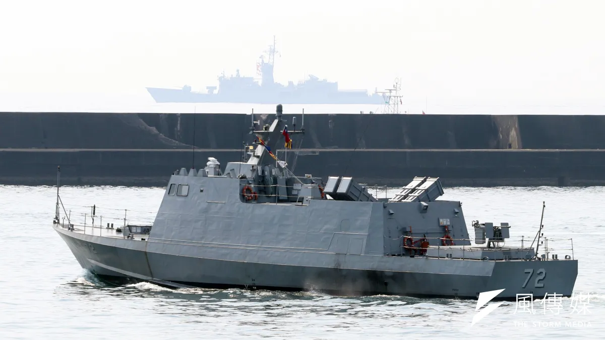 外傳微型飛彈突擊艇建案「喊卡」,海軍表示,需待原型艇完成合約設計及模擬載台測試,並向立法院專案報告獲同意後,始可啟動建造。圖為光六飛彈快艇。(資料照,蘇仲泓攝)