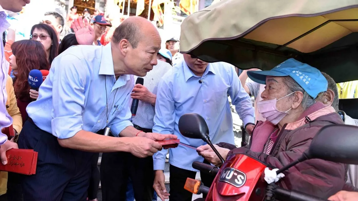 民進黨卡韓不遺餘力,這份號稱「對台灣的愛」,實在叫台灣承受不起。(圖片來源:高雄市政府)