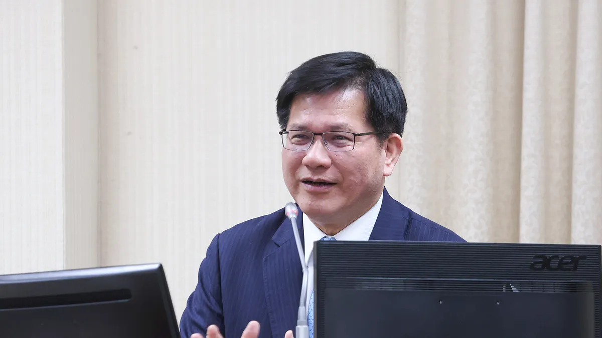 台湾の林佳龍外交部長は20日、立法院の外交・国防委員会で質疑に応じた。(写真/顏麟宇撮影) 台湾の林佳龍外交部長は20日、立法院の外交・国防委員会で質疑に応じた。(写真/顏麟宇撮影)