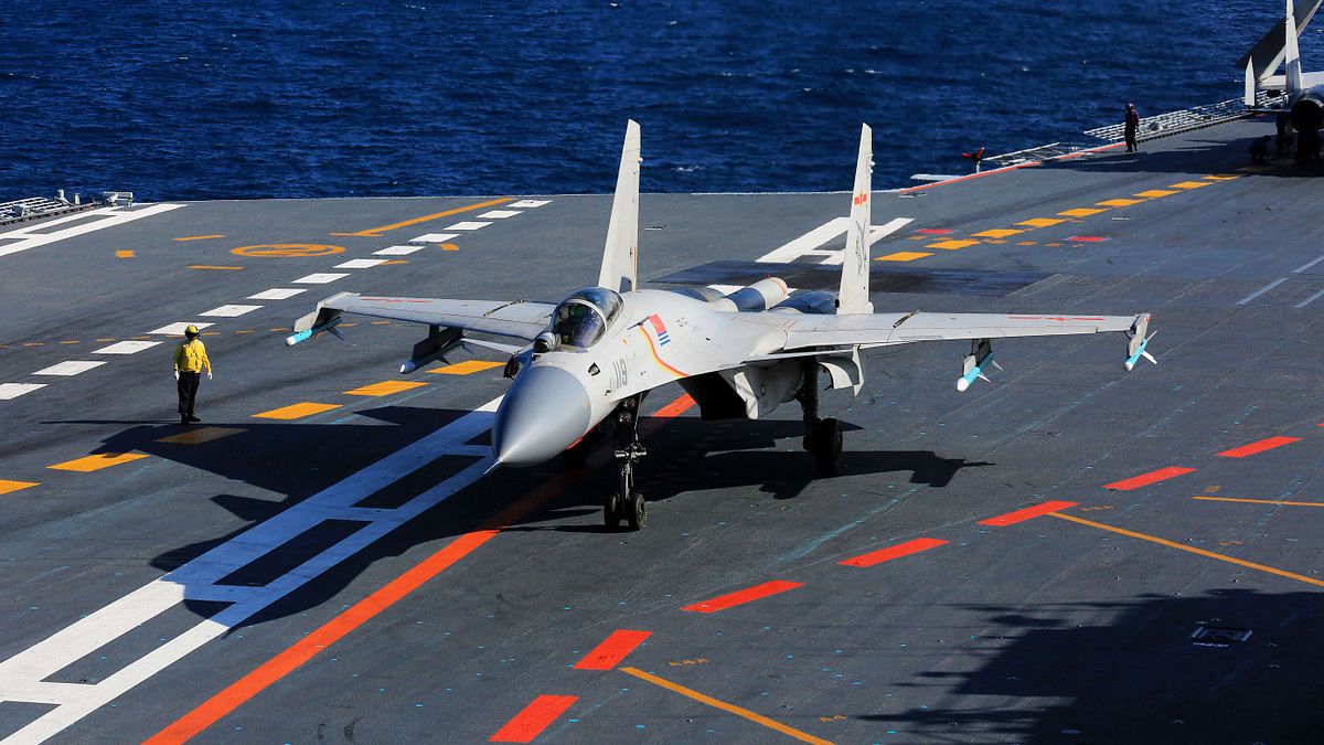 險些開火?共軍殲-15雷達瞄準日本F-15 退將揭緊張情勢:戰爭只差一步之遙