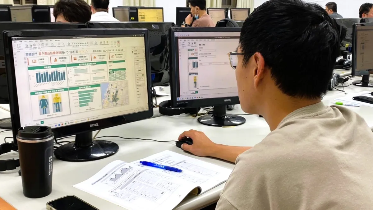 台灣受僱者平均年總工時的高工時在39個主要國家中排行第6,亞洲僅次於新加坡。(圖/勞動力發展署北分署提供)