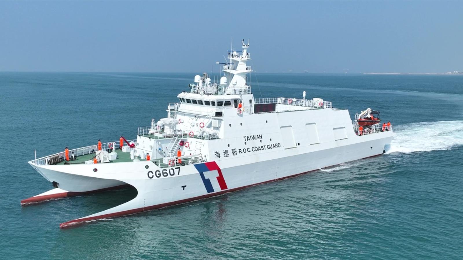 中國海警稱東部海域常態執法?海巡署駁「假執法真騷擾」,搬國際法重申我國管轄權