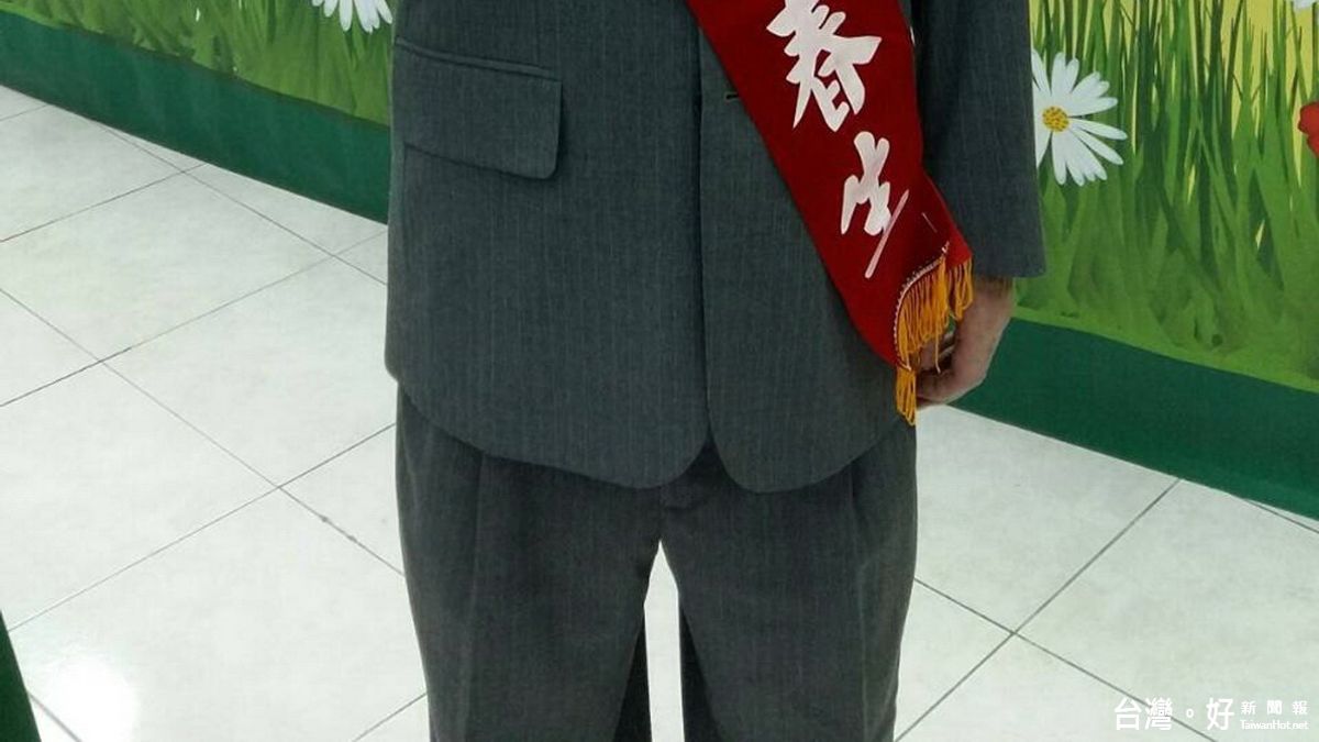 榮獲身障職場楷模 台首大碩二陳春生受南市府表揚 榮獲身障職場楷模 台首大碩二陳春生受南市府表揚