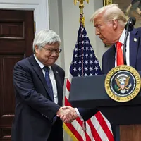 元IBMエンジニアの張一飛が《風傳媒》のインタビューにおいて、台積電の米国への投資は必ずしも悪いことではないが、その決定が自発的かどうかに問題があると指摘した。(資料写真、AP通信) 元IBMエンジニアの張一飛が《風傳媒》のインタビューにおいて、台積電の米国への投資は必ずしも悪いことではないが、その決定が自発的かどうかに問題があると指摘した。(資料写真、AP通信)