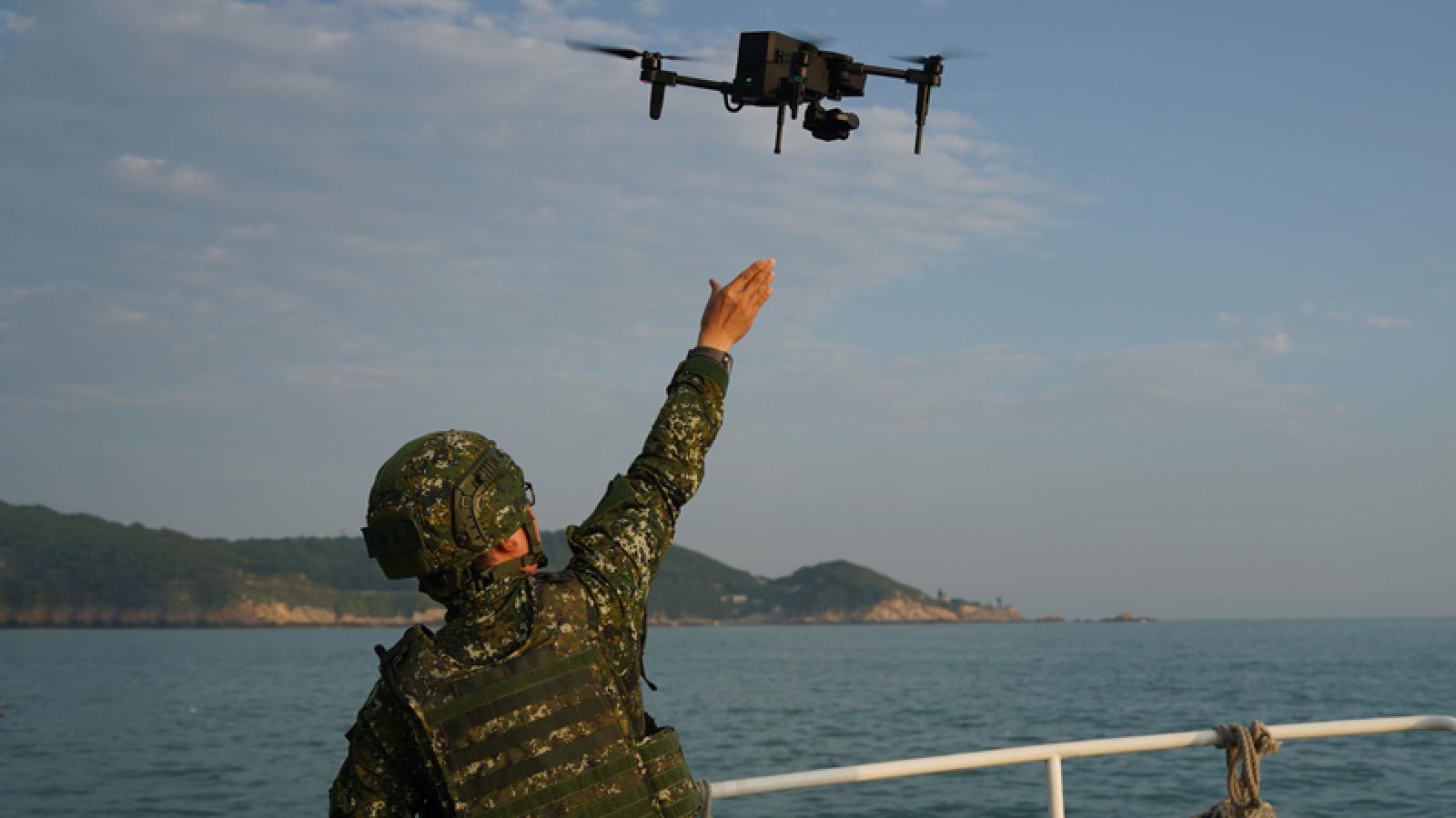 林庭瑤專欄:《無人機條例》通過,卓榮泰照例「不副署」?