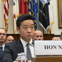 米下院軍事委員会の公聴会に出席したジョン・ノ国防次官補(インド太平洋安全保障担当)。(中央社=ワシントン、侯姿瑩、2026年4月23日) 米下院軍事委員会の公聴会に出席したジョン・ノ国防次官補(インド太平洋安全保障担当)。(中央社=ワシントン、侯姿瑩、2026年4月23日)