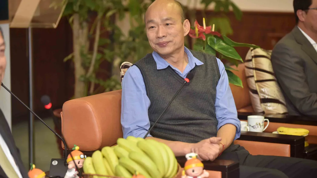 高雄市長韓國瑜(見圖)表示,因感受到謝汀嵩輕忽市政會議重要性才發脾氣,「感覺他像在夏威夷海灘度假,不是在開市政會議」。(資料照,高雄市政府提供)