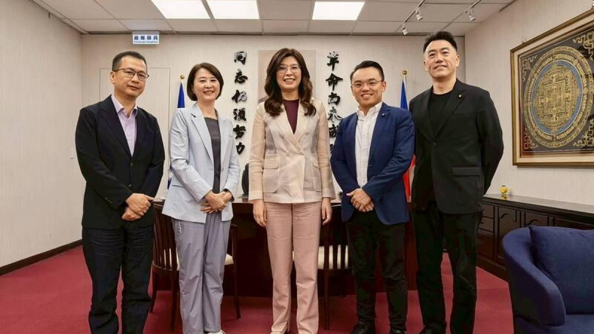 藍白推5項公投綁大選能拉抬選情?沈政男提過往慘況搖頭:恐怕只有1案會過