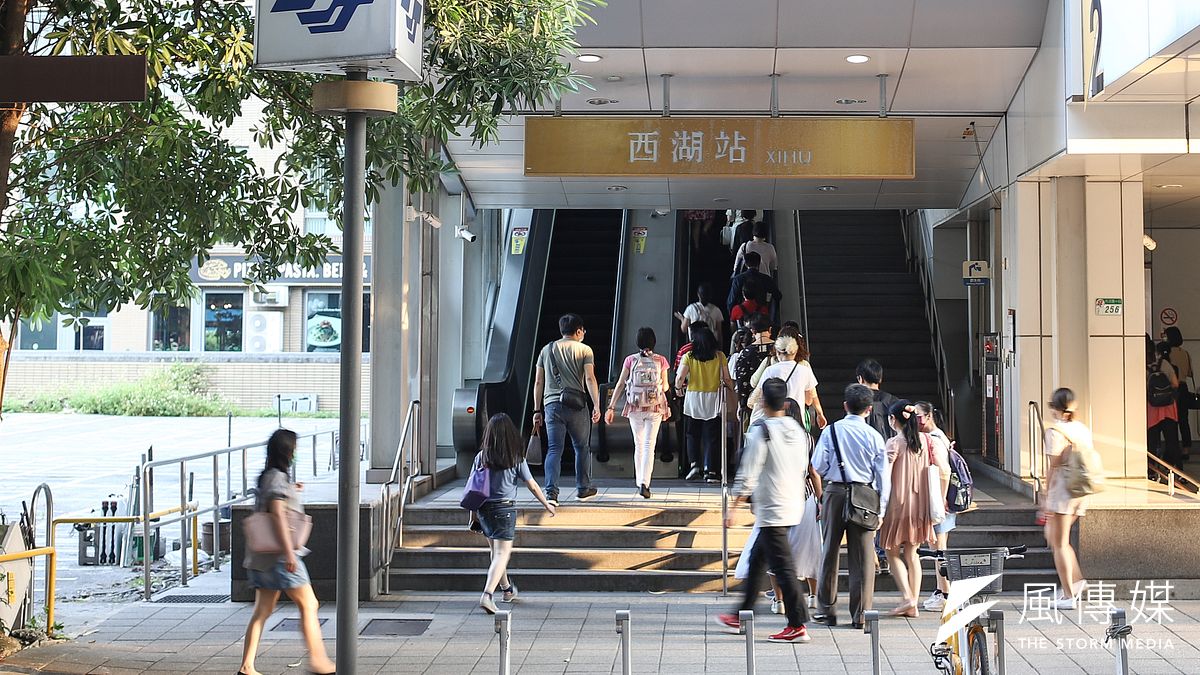 台北捷運推出好康優惠禮,快打開北捷app確認有沒有收到免費茶葉蛋。(資料照/陳品佑攝) 台北捷運推出好康優惠禮,快打開北捷app確認有沒有收到免費茶葉蛋。(資料照/陳品佑攝)