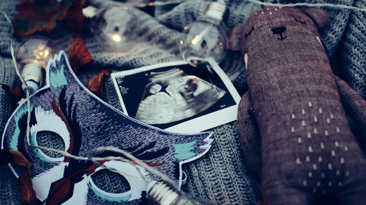 科學家已在胎盤的胎兒側發現了空氣污染微粒。圖片非當事嬰兒。(圖/取自unsplash) 科學家已在胎盤的胎兒側發現了空氣污染微粒。圖片非當事嬰兒。(圖/取自unsplash)