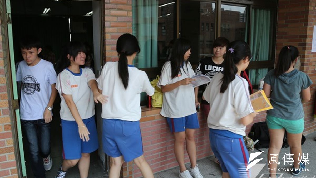 台北市長郝龍斌堅持特招,教育團體批評,12年國教因此遭到扭曲。(余志偉攝) 台北市長郝龍斌堅持特招,教育團體批評,12年國教因此遭到扭曲。(余志偉攝)