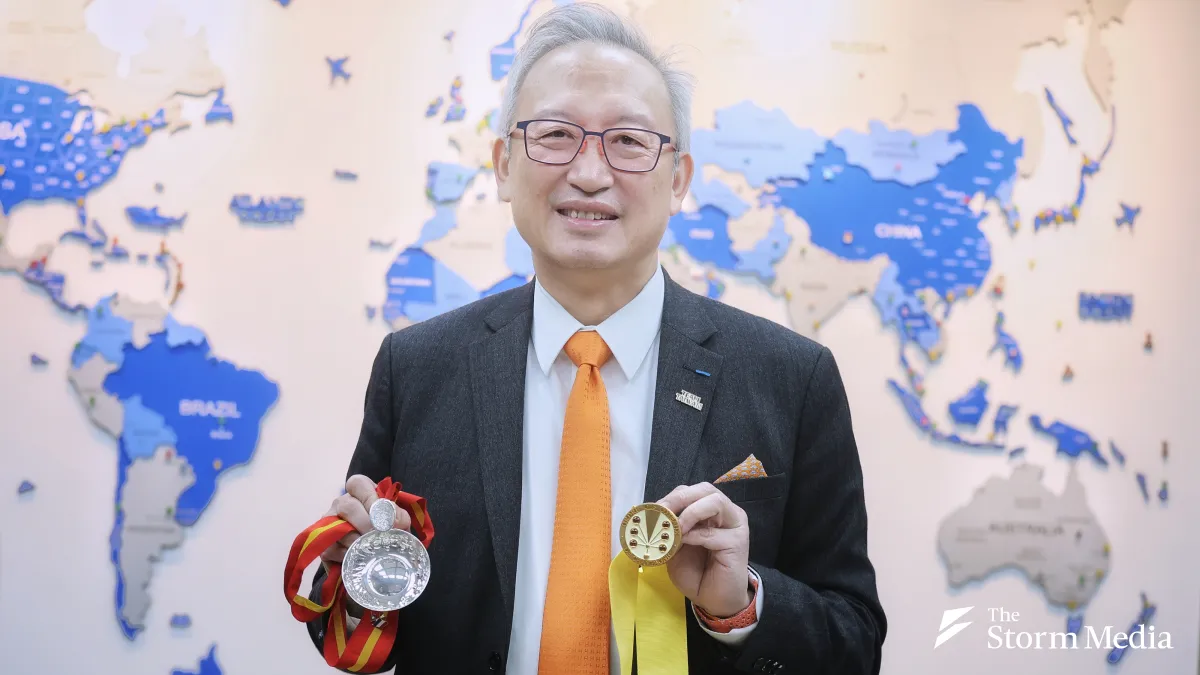On January 23, 2026, Storm Media conducted an exclusive interview with Deputy Minister Amb. François Chihchung Wu (吳志中). (Photo by Ko Cheng-hui)