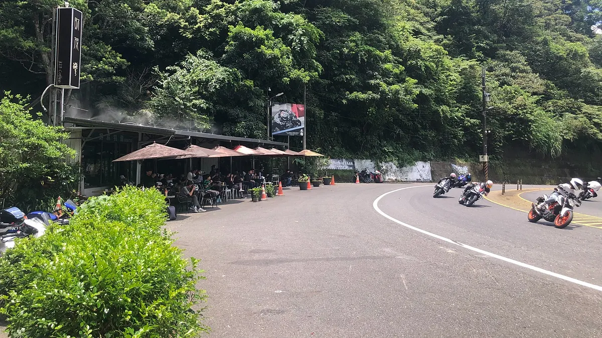 財茂彎是重機聖地。(圖/周訓財提供) 財茂彎是重機聖地。(圖/周訓財提供)