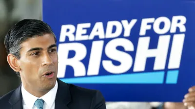 印度裔的蘇納克當選英國首相,讓英國對外關係的軟實力增強。(美聯社)