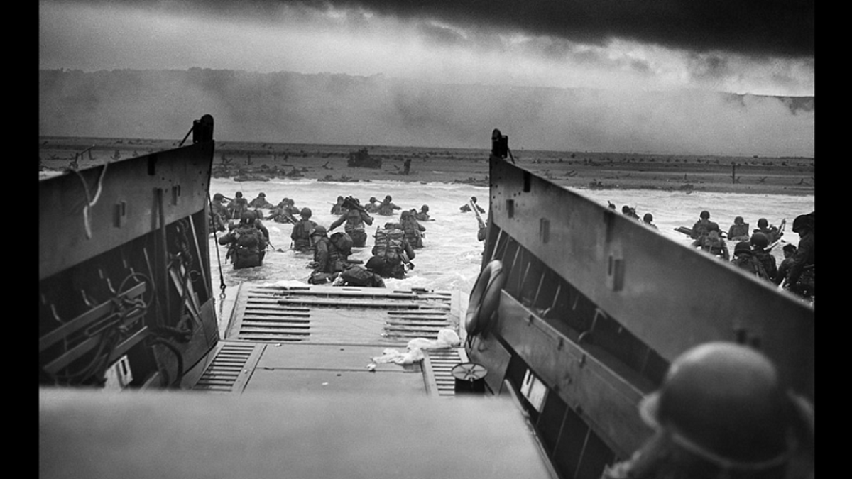 美軍第1步兵師登陸奧馬哈海灘(維基百科) 美軍第1步兵師登陸奧馬哈海灘(維基百科)