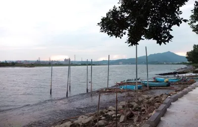 社子島福安碼頭,過去的水上交通要道,社區媽媽們也會在此洗衣買菜賣菜。(攝影/謝繕聯) 社子島福安碼頭,過去的水上交通要道,社區媽媽們也會在此洗衣買菜賣菜。(攝影/謝繕聯)
