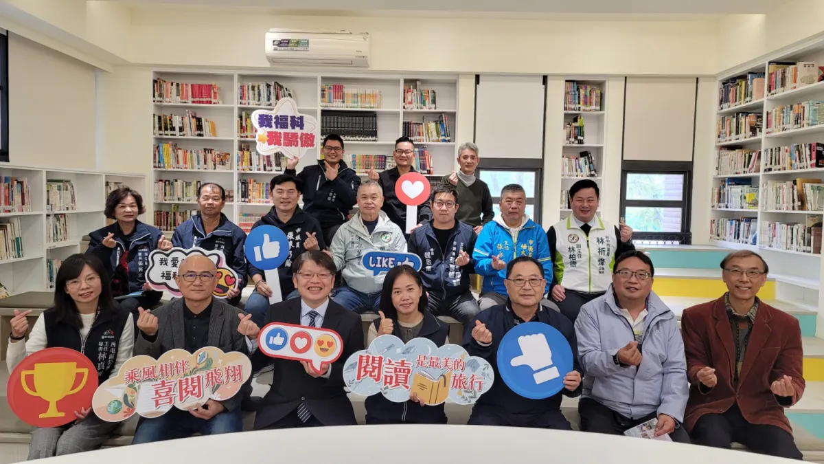 福科國中社區共讀站「翼書房」9日啟用,滿足師生對閱讀與館藏空間的需求。(圖/台中市政府)